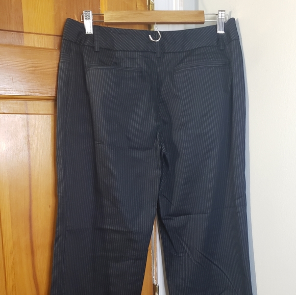 Trixie + Lulu Women's Pinstriped Cropped Pants - Picture 3 of 7